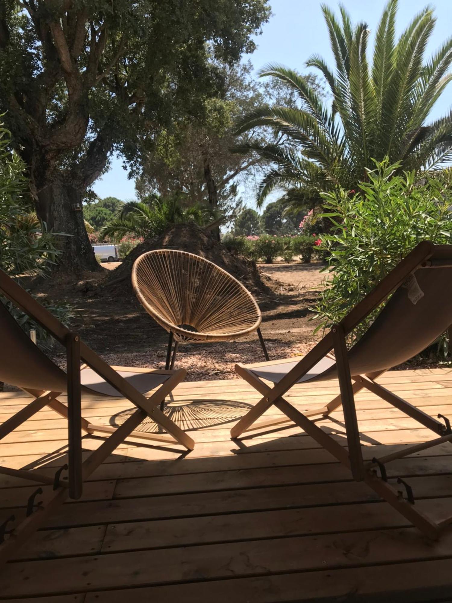 Residence Fiori Di Cala Rossa Lecci Kültér fotó
