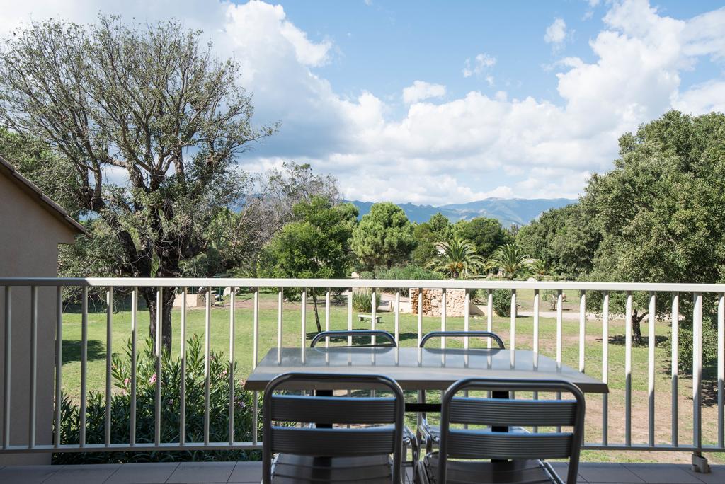 Residence Fiori Di Cala Rossa Lecci Szoba fotó