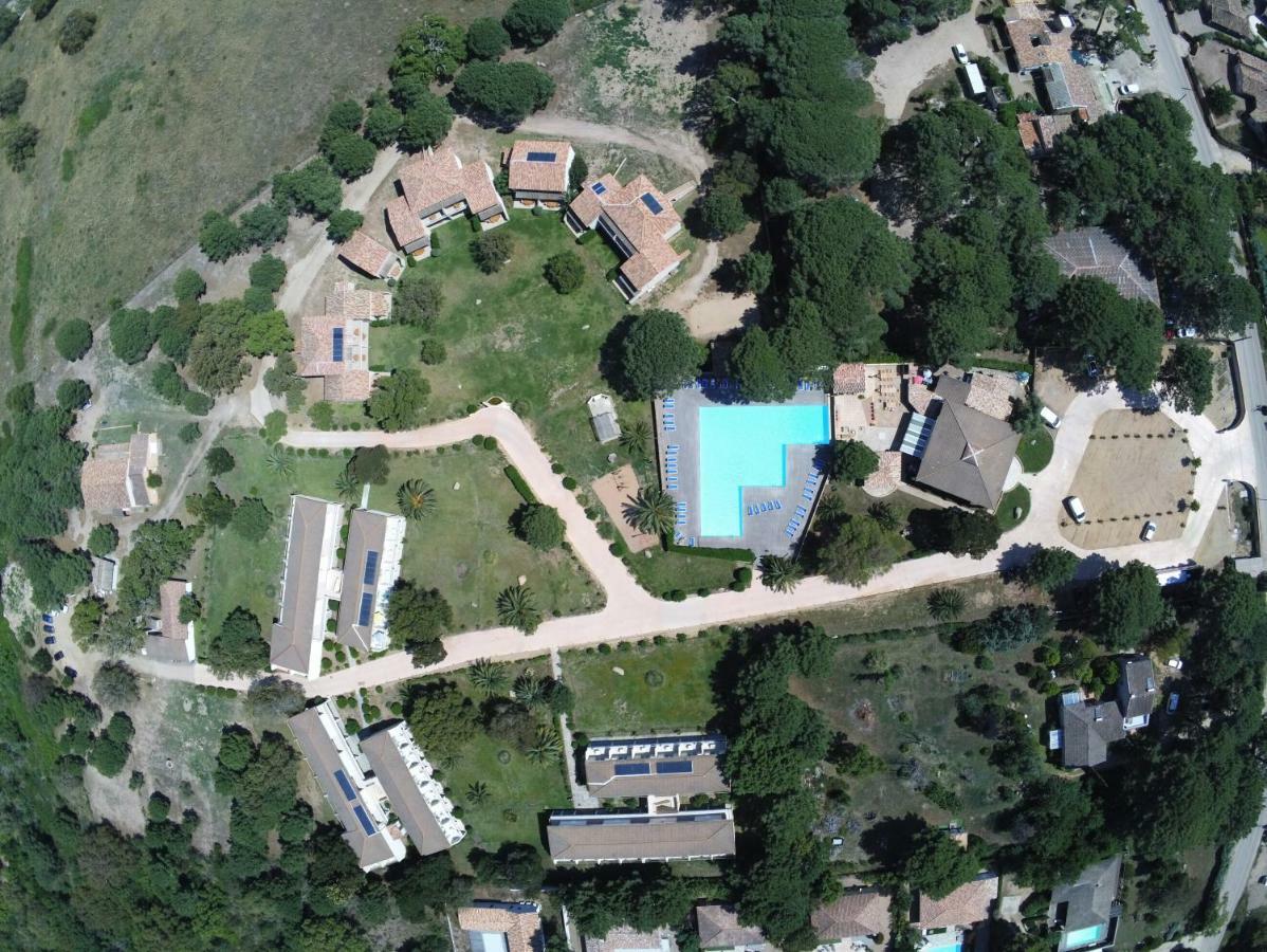 Residence Fiori Di Cala Rossa Lecci Kültér fotó