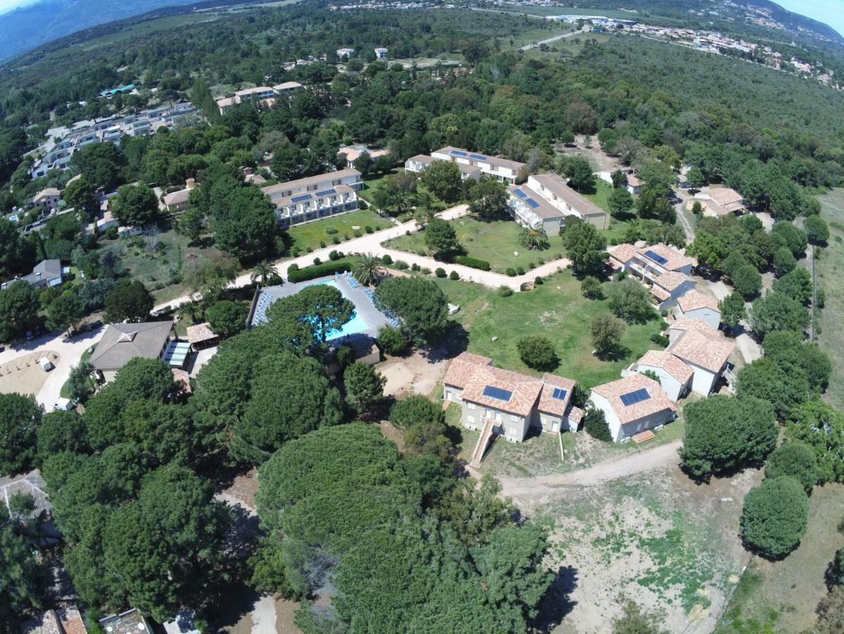 Residence Fiori Di Cala Rossa Lecci Kültér fotó